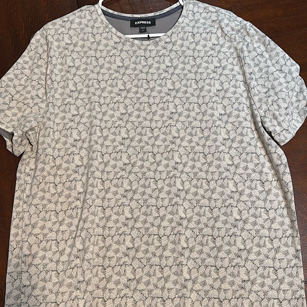 NEW: men’s graphic shirt